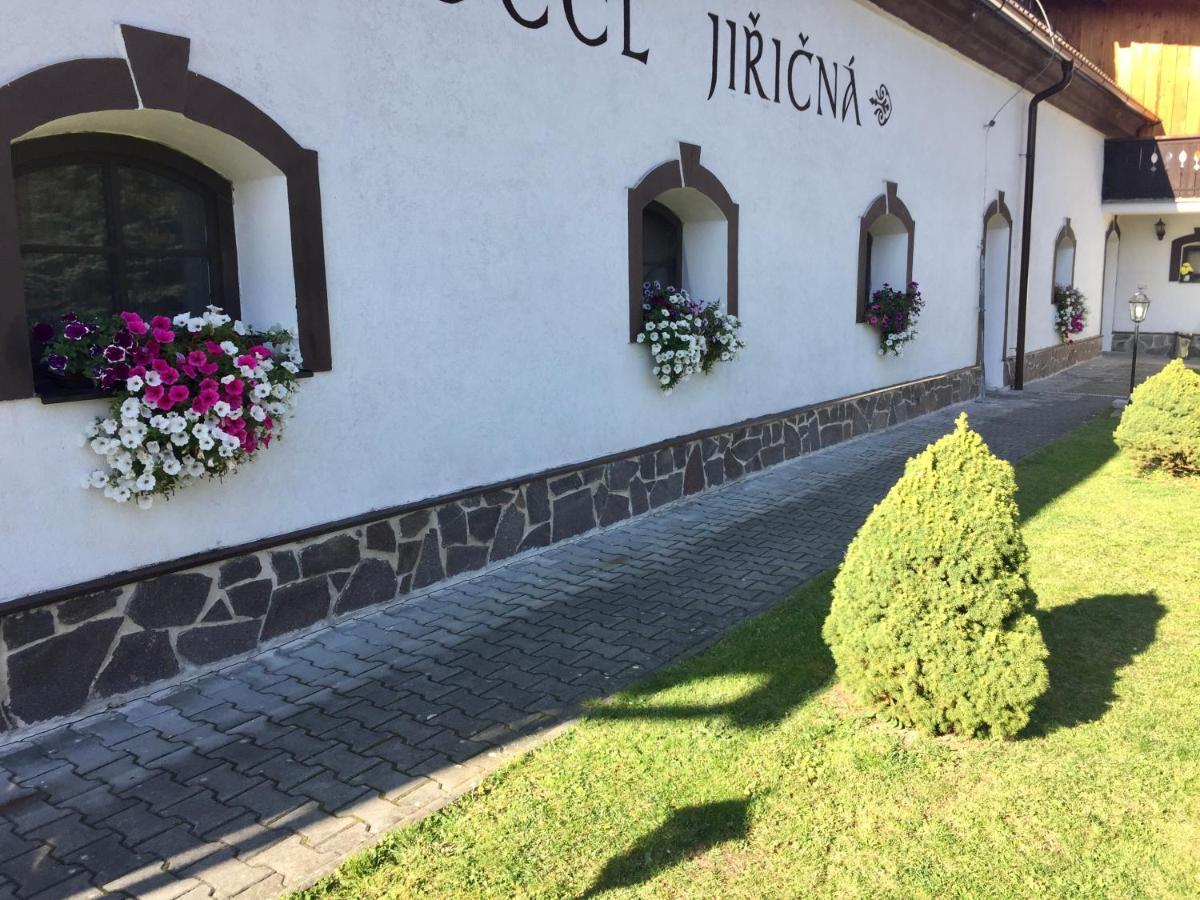 Hotel Jiricna Sušice Εξωτερικό φωτογραφία
